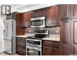 3pc Ensuite bath - 3445 Caen Street, Saskatoon, SK S7M3X2 Photo 10