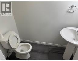1430 W Highland Road W Unit# 13b, Kitchener, ON N2N0C3 Photo 6