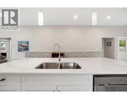 Laundry room - 2810 15 Avenue Ne Unit# 9, Salmon Arm, BC V1E3B8 Photo 11
