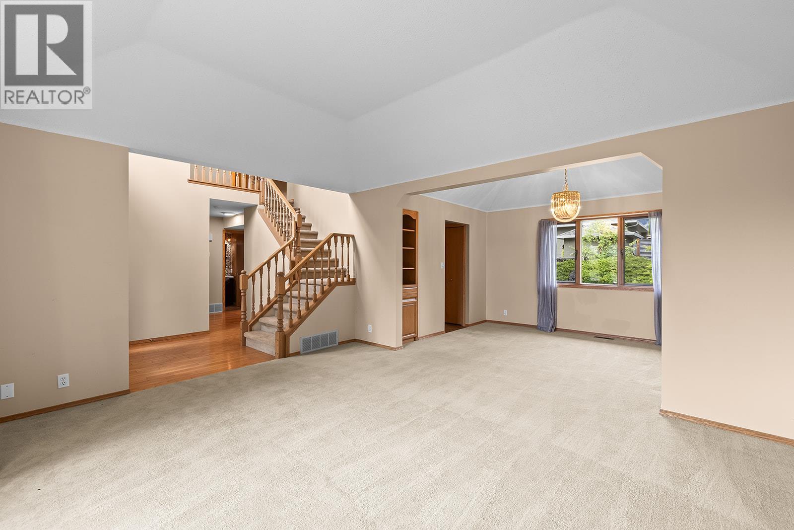4321 Crystal Drive - Image 6