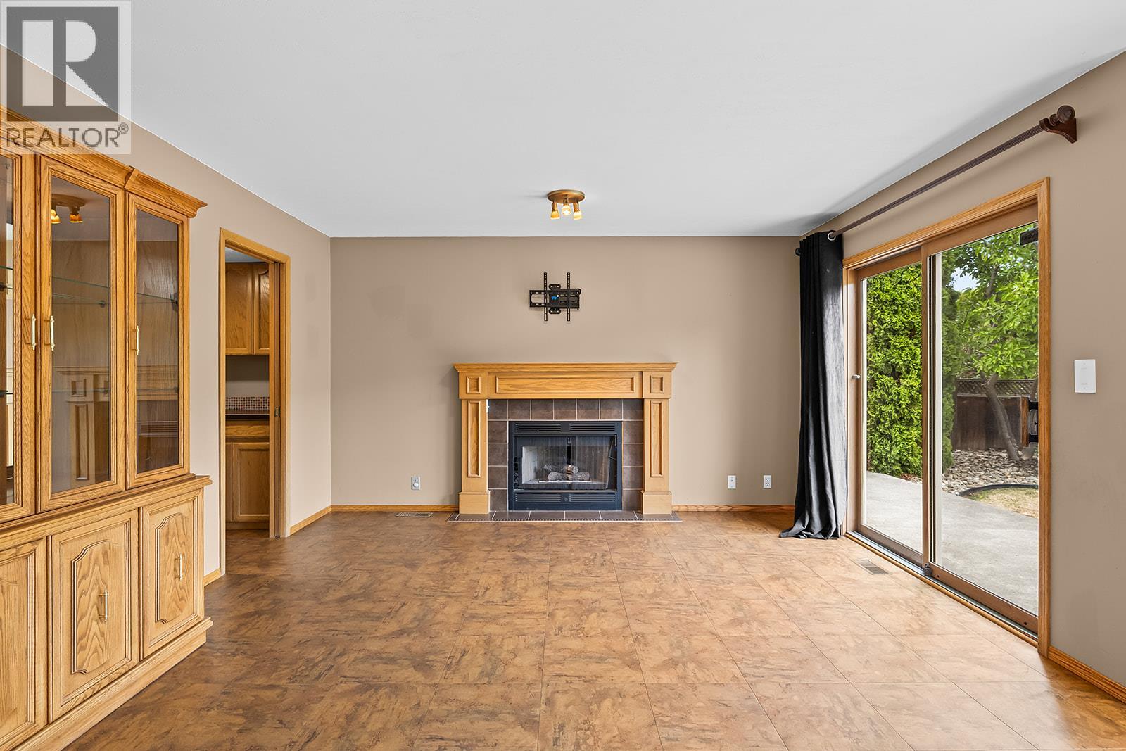 4321 Crystal Drive - 17