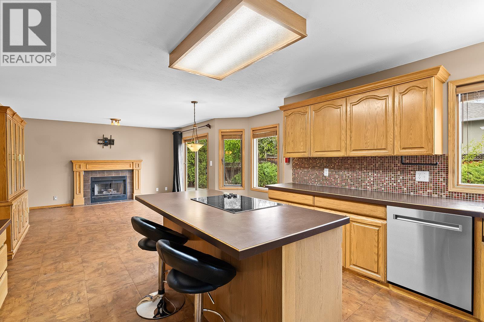 4321 Crystal Drive - Image 13
