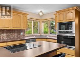 Dining nook - 4321 Crystal Drive, Vernon, BC V1T8V4 Photo 12
