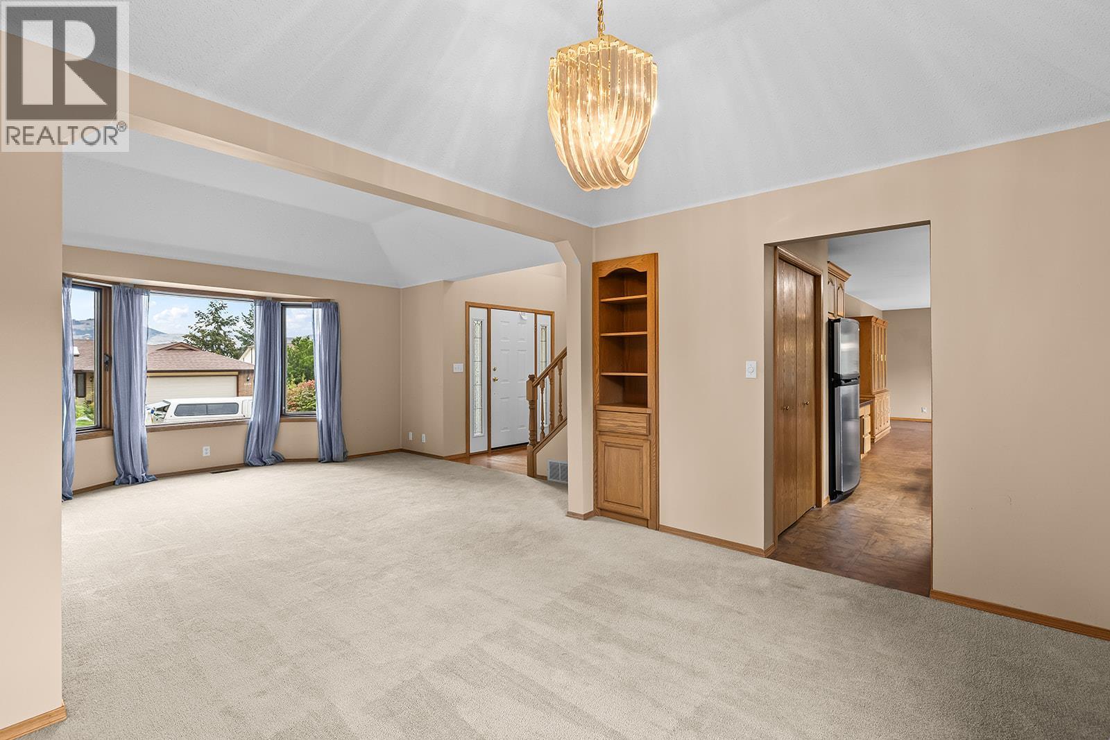 4321 Crystal Drive - Image 7