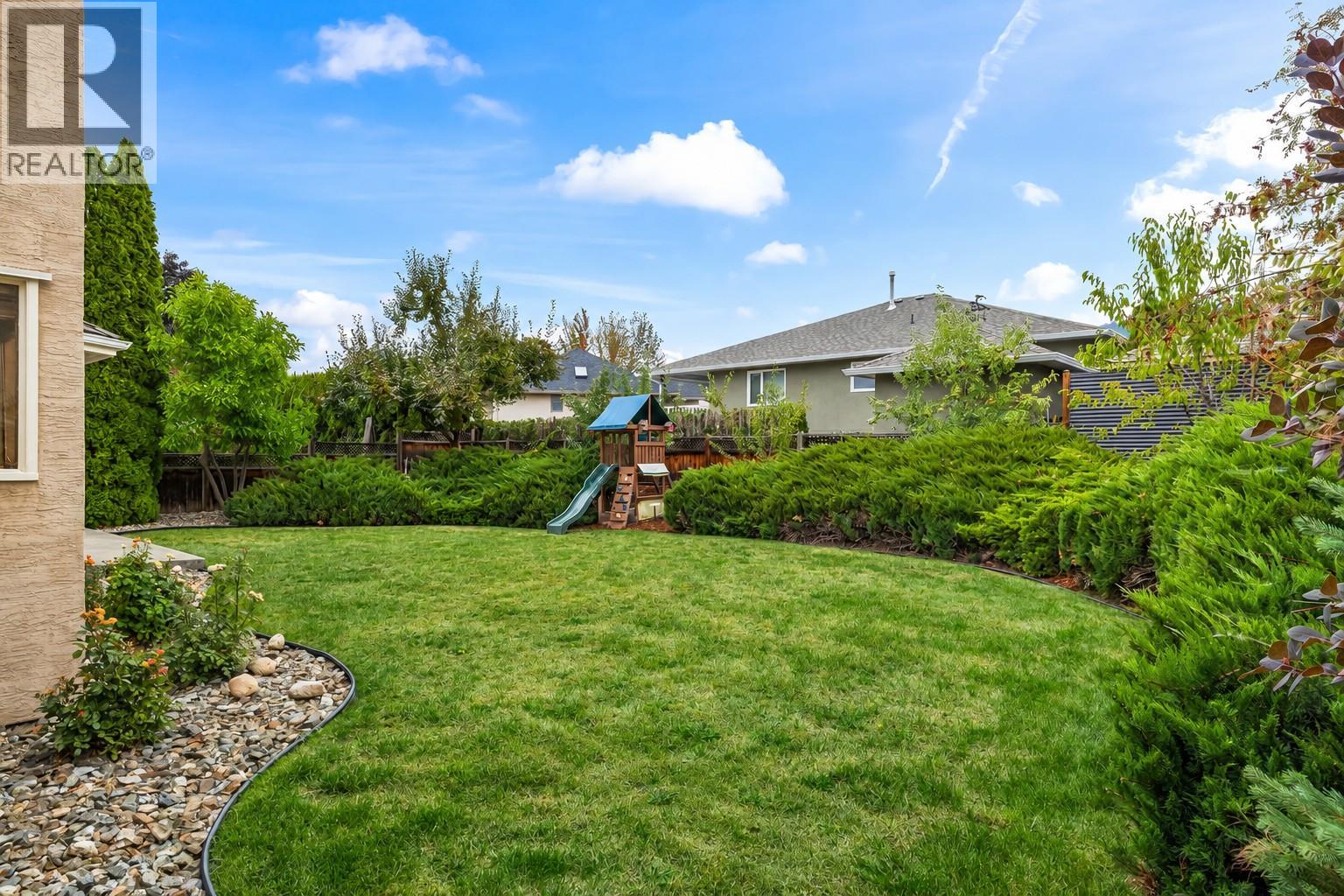 4321 Crystal Drive - Image 44