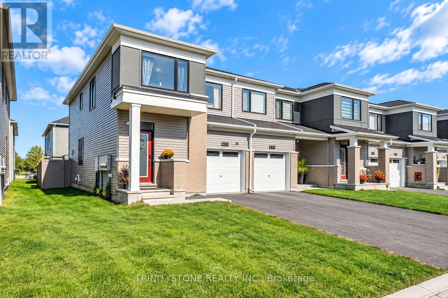 652 BRONZE COPPER CRESCENT, Ottawa — photo 4