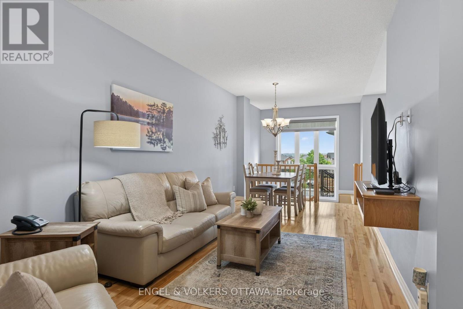 512 KNOTRIDGE STREET, Ottawa — photo 6