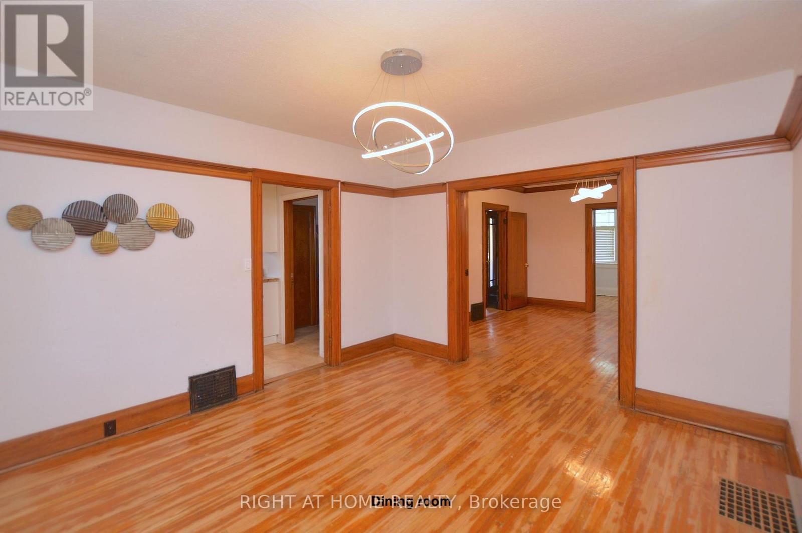 407 KING STREET E, Oshawa (Central) — photo 6