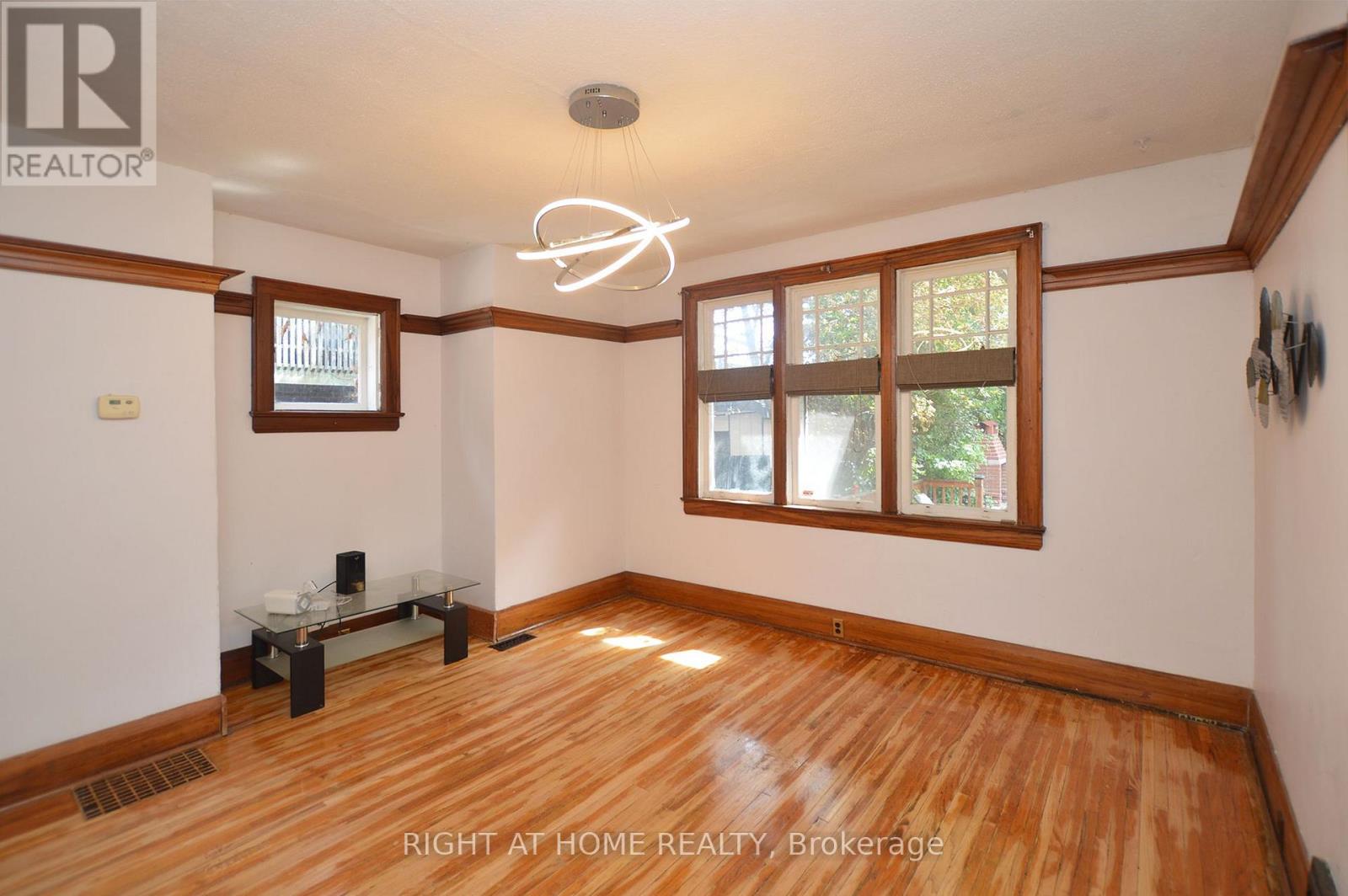 407 KING STREET E, Oshawa (Central) — photo 7