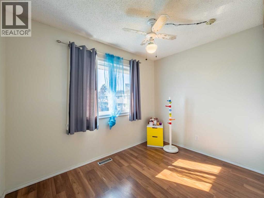 #62 4360 58 Street NE - 17