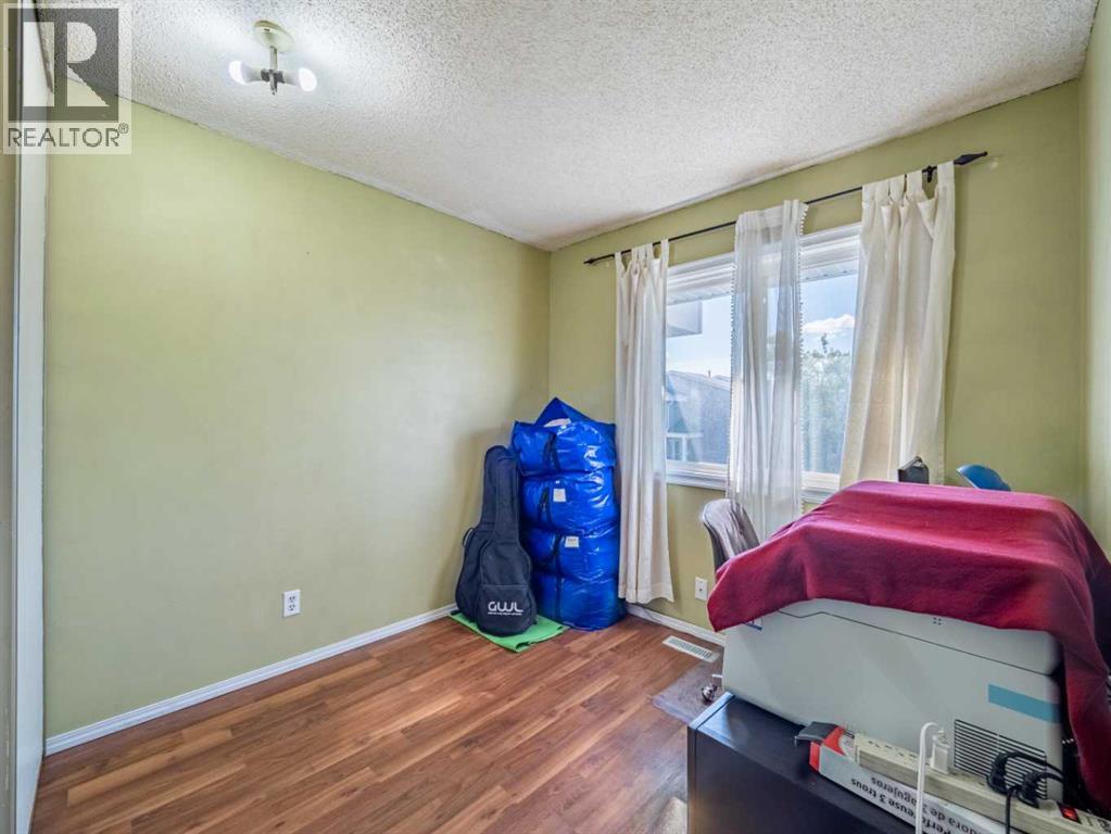 #62 4360 58 Street NE - 19