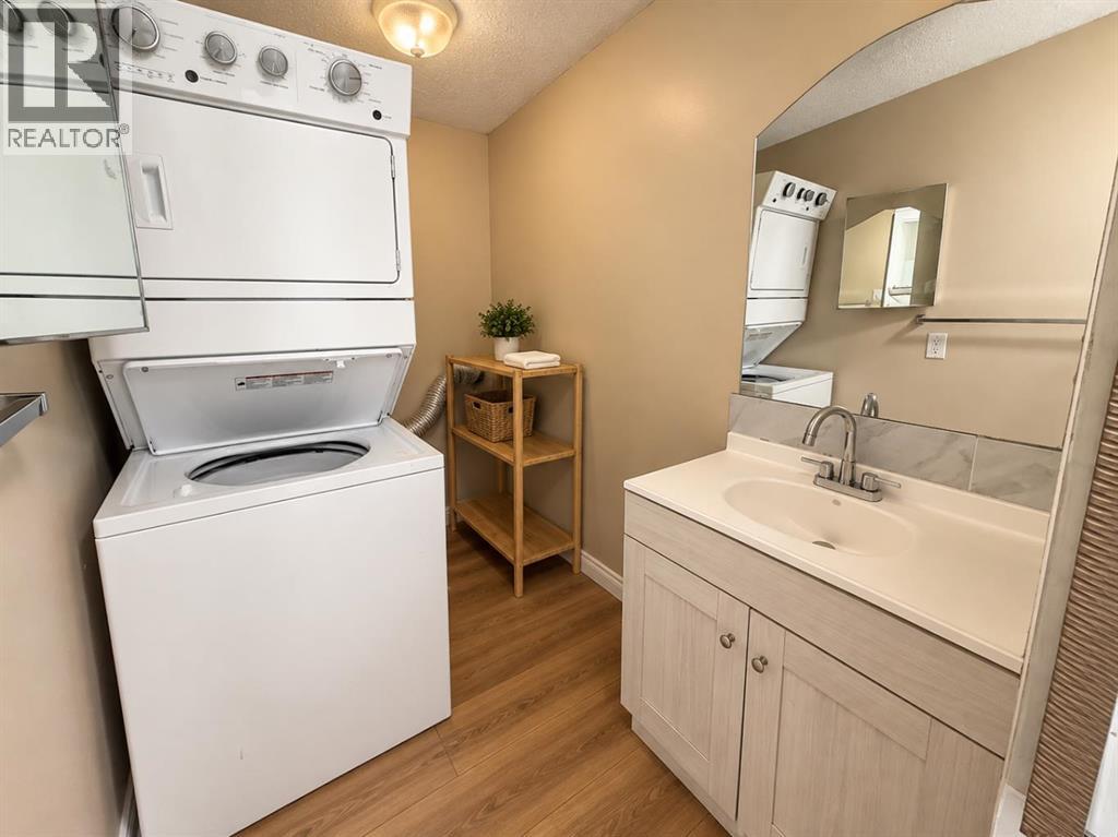 635 7 Street S - Image 6