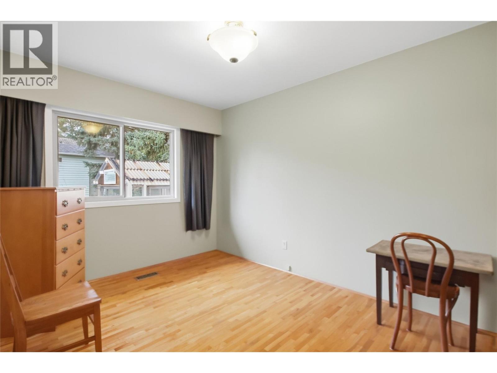 2175 Munro Crescent - Image 20