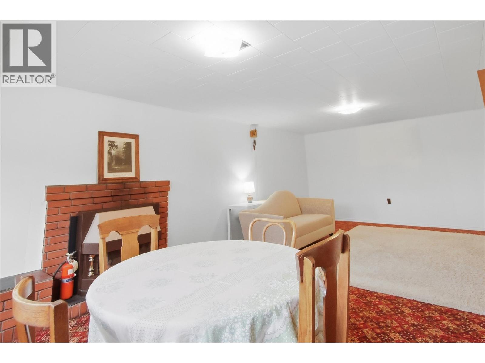 2175 Munro Crescent - 31