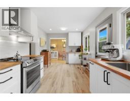 3pc Bathroom - 2175 Munro Crescent, Merritt, BC V1K1H7 Photo 9