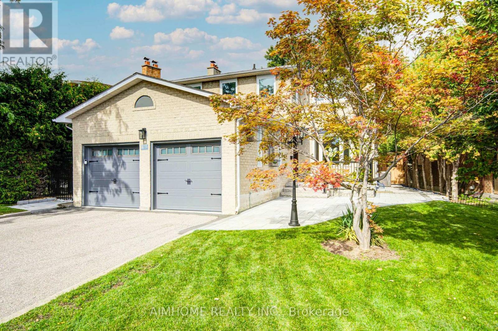 83 HOUSEMAN CRESCENT, Richmond Hill (North Richvale)