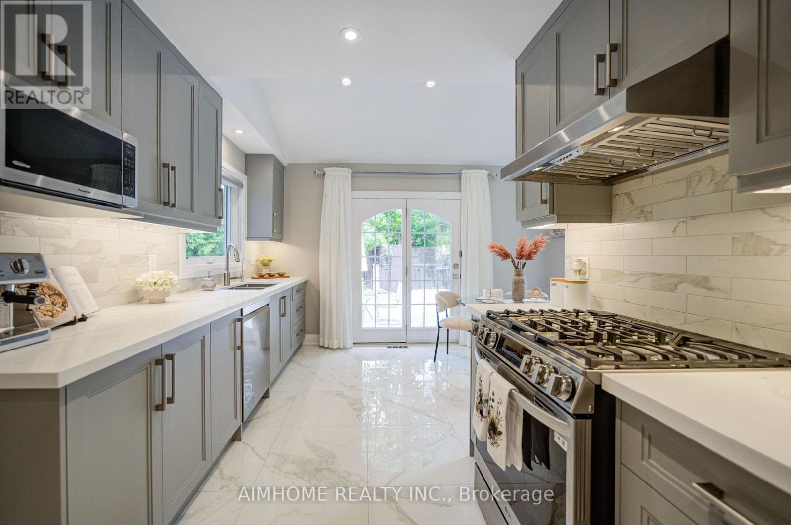 83 HOUSEMAN CRESCENT, Richmond Hill (North Richvale) — photo 12