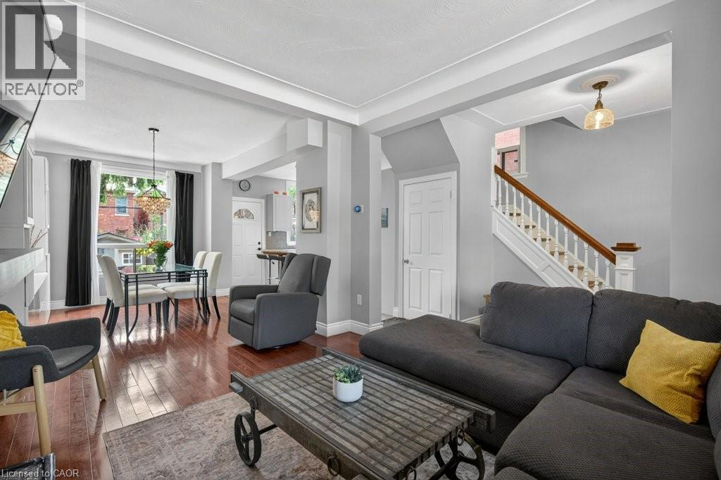 225 PROSPECT Street S, Hamilton — photo 3