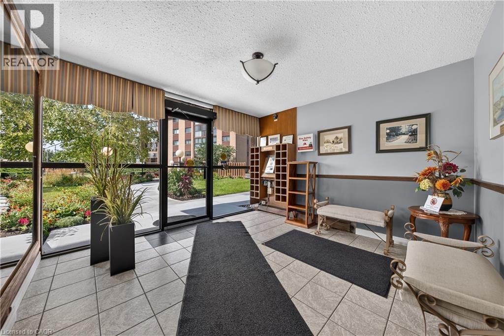 400 CHAMPLAIN Boulevard Unit# 104, Cambridge — photo 7