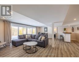 501297 Grey Road 1, Georgian Bluffs, ON N0H2T0 Photo 25
