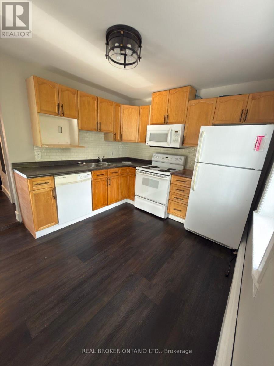 2 - 73 COLDWATER STREET E, Orillia — photo 3
