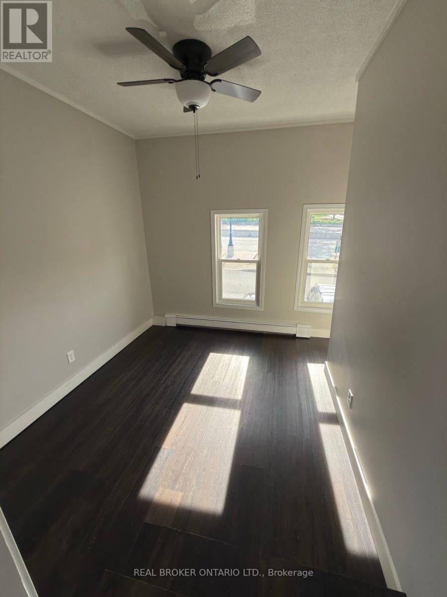 2 - 73 COLDWATER STREET E, Orillia — photo 6