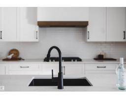 8350 120 St Nw, Edmonton, AB T6G1X2 Photo 11