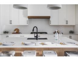 8350 120 St Nw, Edmonton, AB T6G1X2 Photo 12