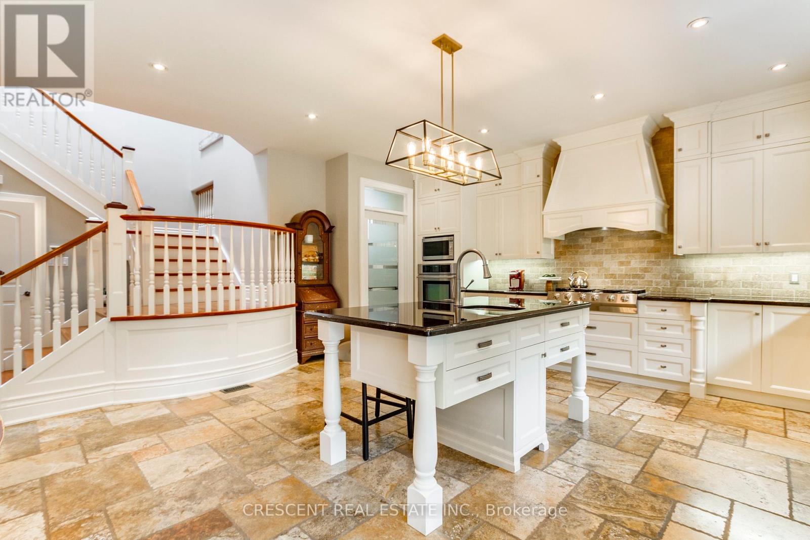 17 AGAR CRESCENT, Toronto (Islington-City Centre West) — photo 11