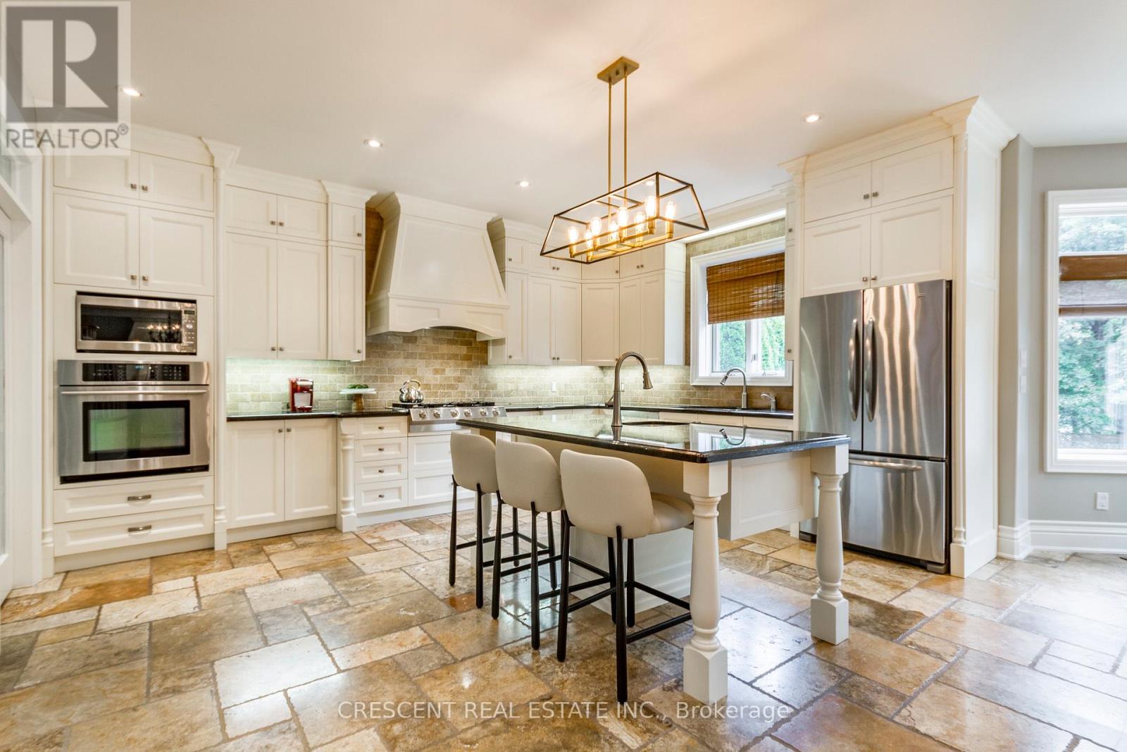 17 AGAR CRESCENT, Toronto (Islington-City Centre West) — photo 12