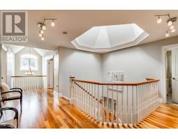 Kitchen - 17 Agar Crescent, Toronto, ON M9B5A4 Photo 17