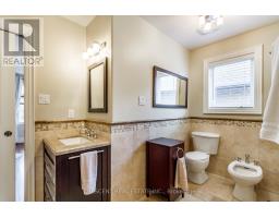 17 Agar Crescent, Toronto, ON M9B5A4 Photo 25