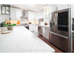 Upper - 37 Bentworth Avenue, Toronto, ON M6A1P1 Photo 6