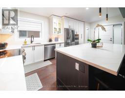 Upper - 37 Bentworth Avenue, Toronto, ON M6A1P1 Photo 7