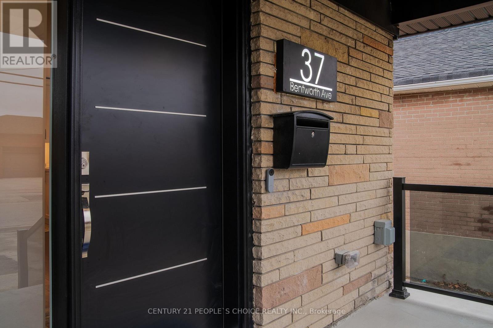37 BENTWORTH AVENUE, Toronto (Yorkdale-Glen Park) — photo 3