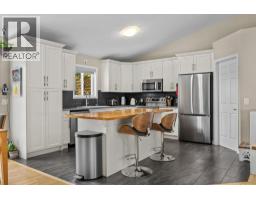 Kitchen - 2735 Northview Place, Lake Country, BC V4V1R1 Photo 12