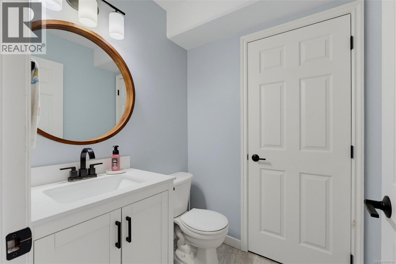 #4 2563 MILLSTREAM Rd - Image 16