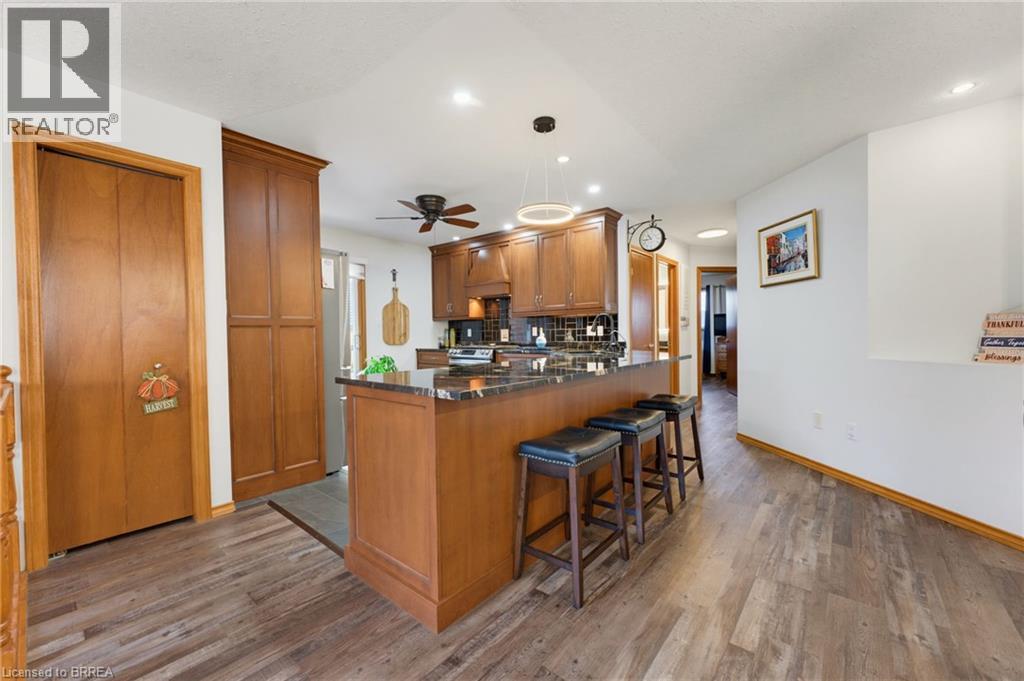 10 NOBLE Court, Brantford — photo 9