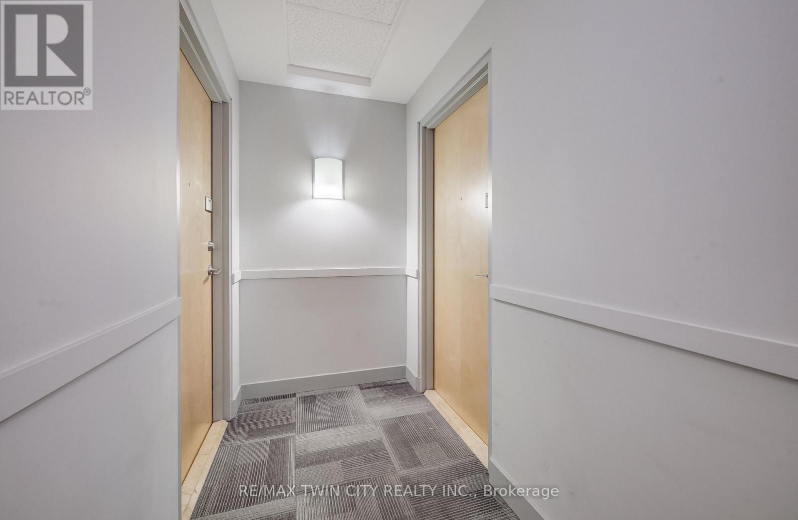1304 - 1 VICTORIA STREET S, Kitchener — photo 6