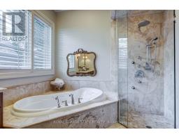 Bathroom - 21 Harrington Place, Hamilton, ON L9G4Z2 Photo 21