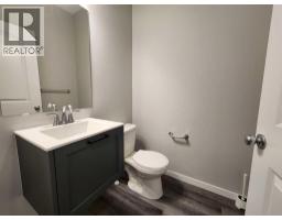 90 Howse Common NE - photo 17