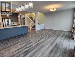 90 Howse Common NE - photo 7
