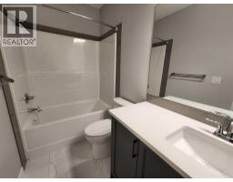 90 Howse Common NE - photo 45