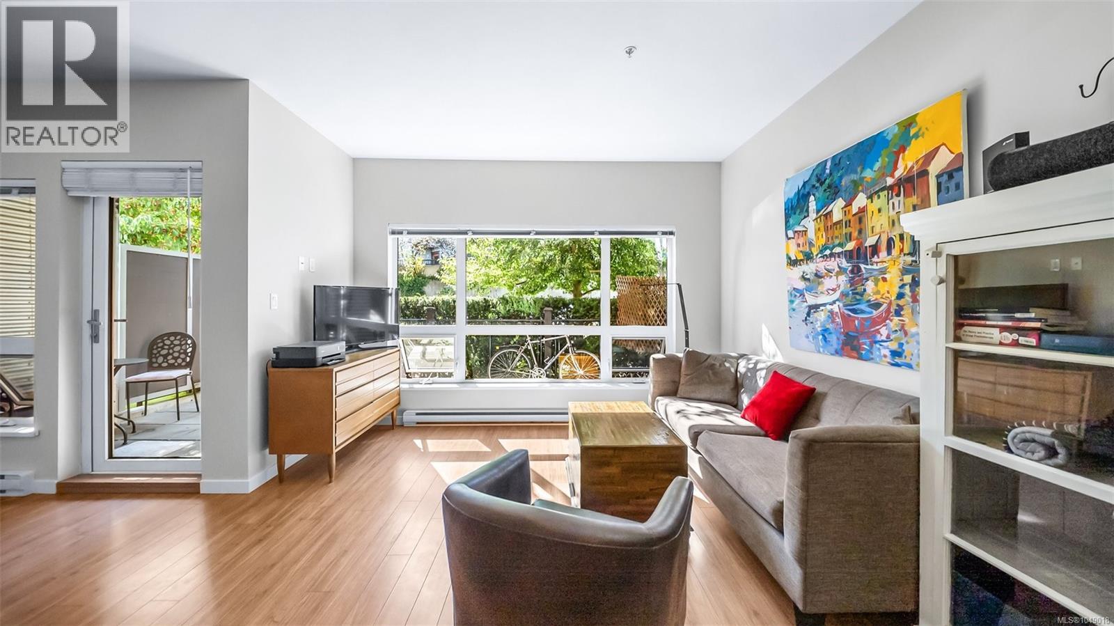 #103 785 Tyee Road, Victoria, British Columbia, V9A7R5, Victoria, British Columbia — photo 4 of 5