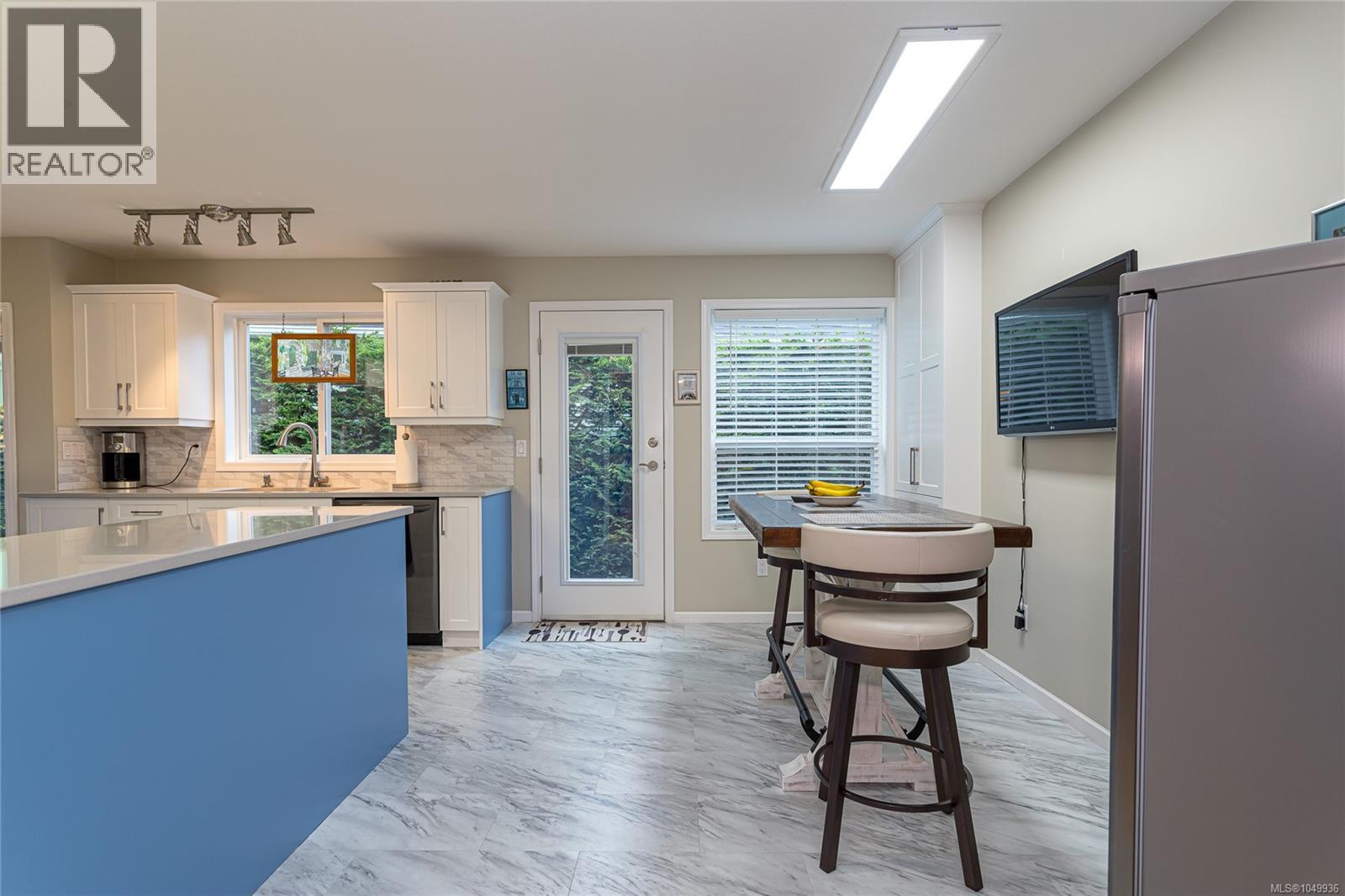 659 Windward Way - Image 24