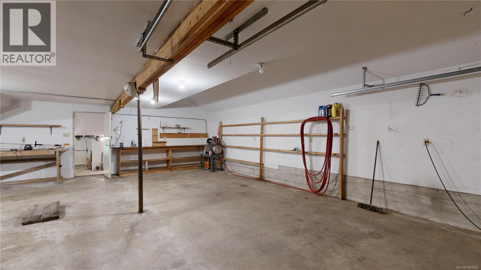2893 Rowan Way - 36