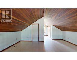 2893 Rowan Way, Gabriola Island, BC V0R1X7 Photo 17