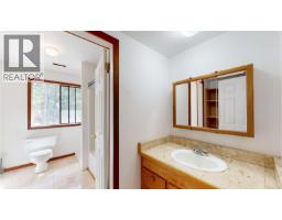 2893 Rowan Way, Gabriola Island, BC V0R1X7 Photo 24