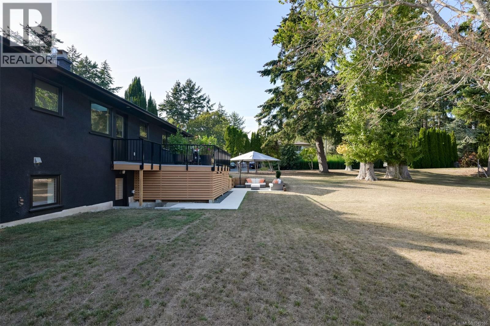 2860 Tudor Ave - 57