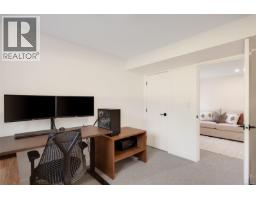 2860 Tudor Ave, Saanich, BC V8N1L9 Photo 46